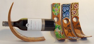 Wine bottle holder