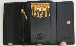 Kangaroo leather key case purse wallet inside features